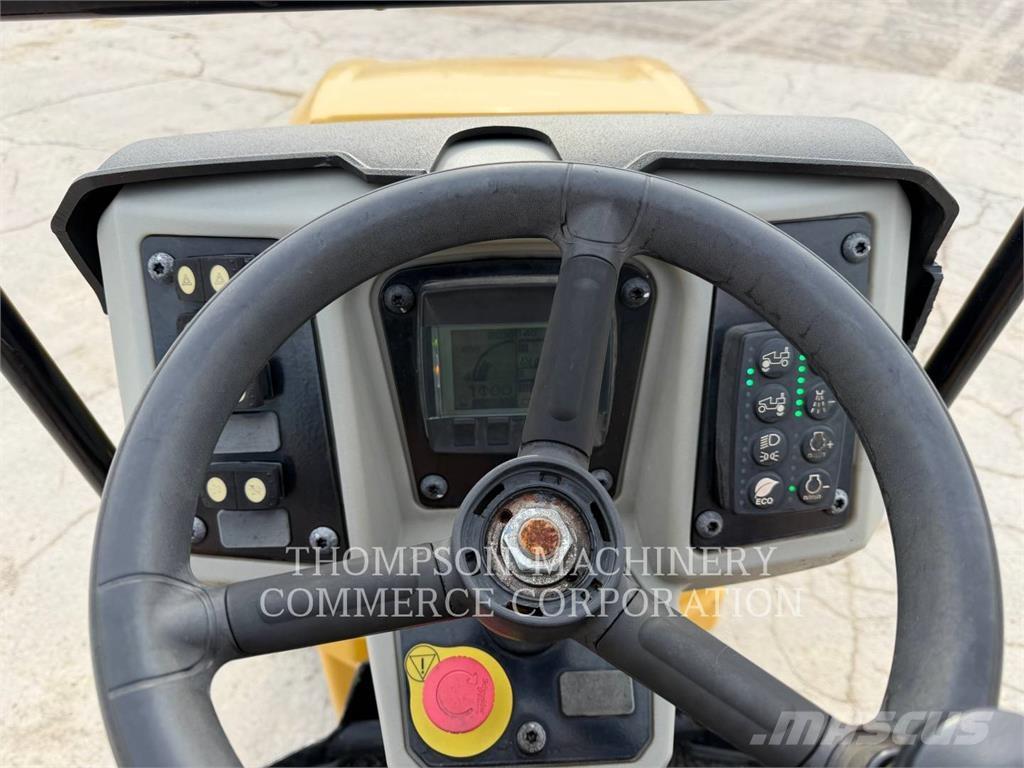 CAT CB24B Cilindros Compactadores tandem