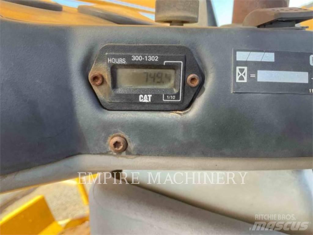 CAT CB434D Cilindros Compactadores tandem