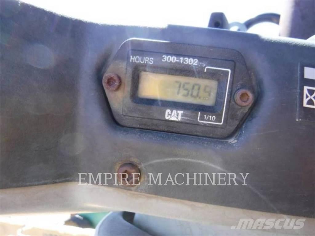 CAT CB434D Cilindros Compactadores tandem