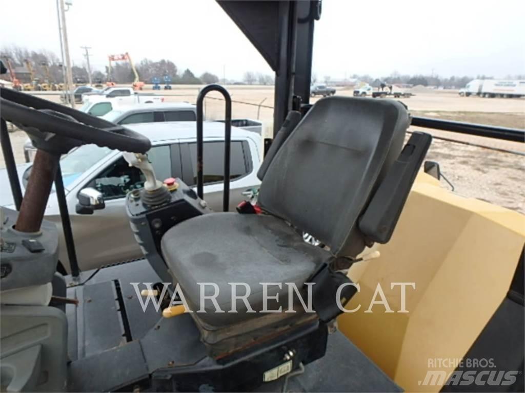 CAT CB64 Pavimentadoras de asfalto