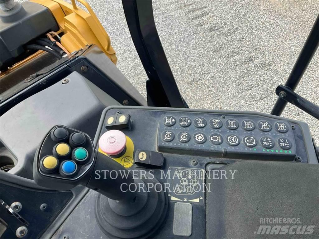 CAT CB64B Compactadores para terra