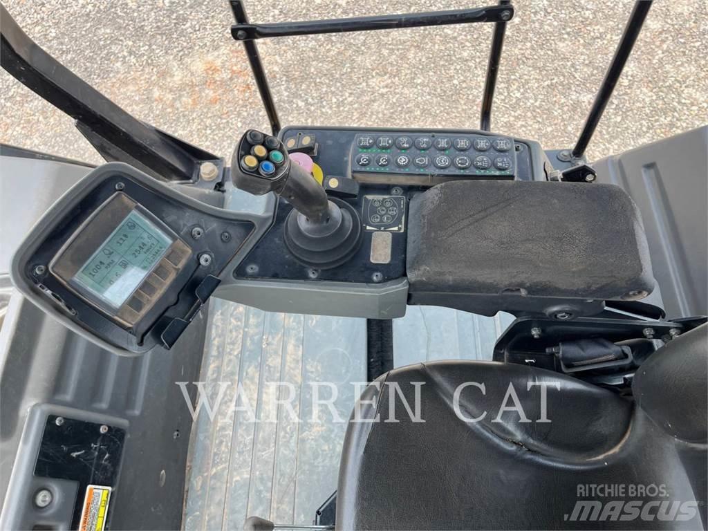 CAT CB64B Compactadores para terra