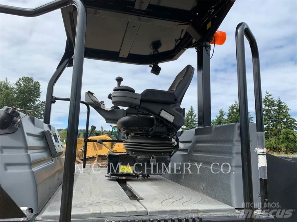 CAT CB66B Pavimentadoras de asfalto