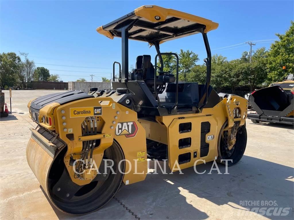 CAT CB7 Pavimentadoras de asfalto
