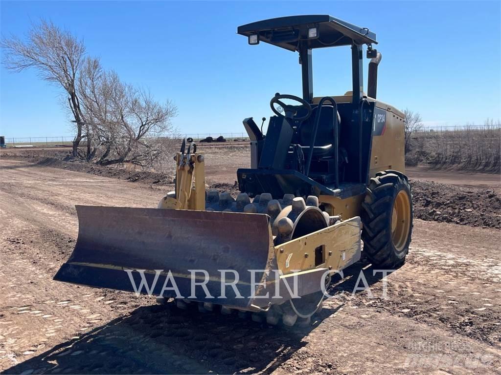 CAT CP34 Pavimentadoras de asfalto