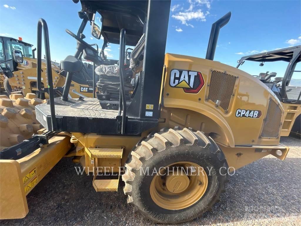 CAT CP44B Cilindros Compactadores monocilíndricos