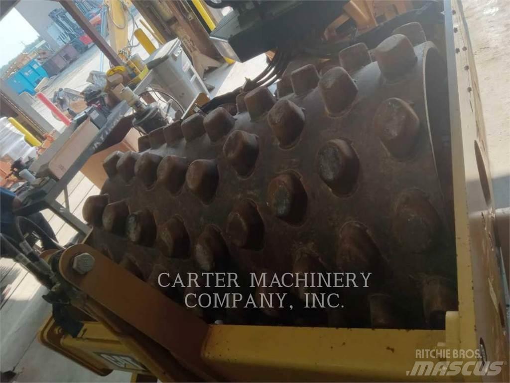 CAT CP44B Compactadores para terra