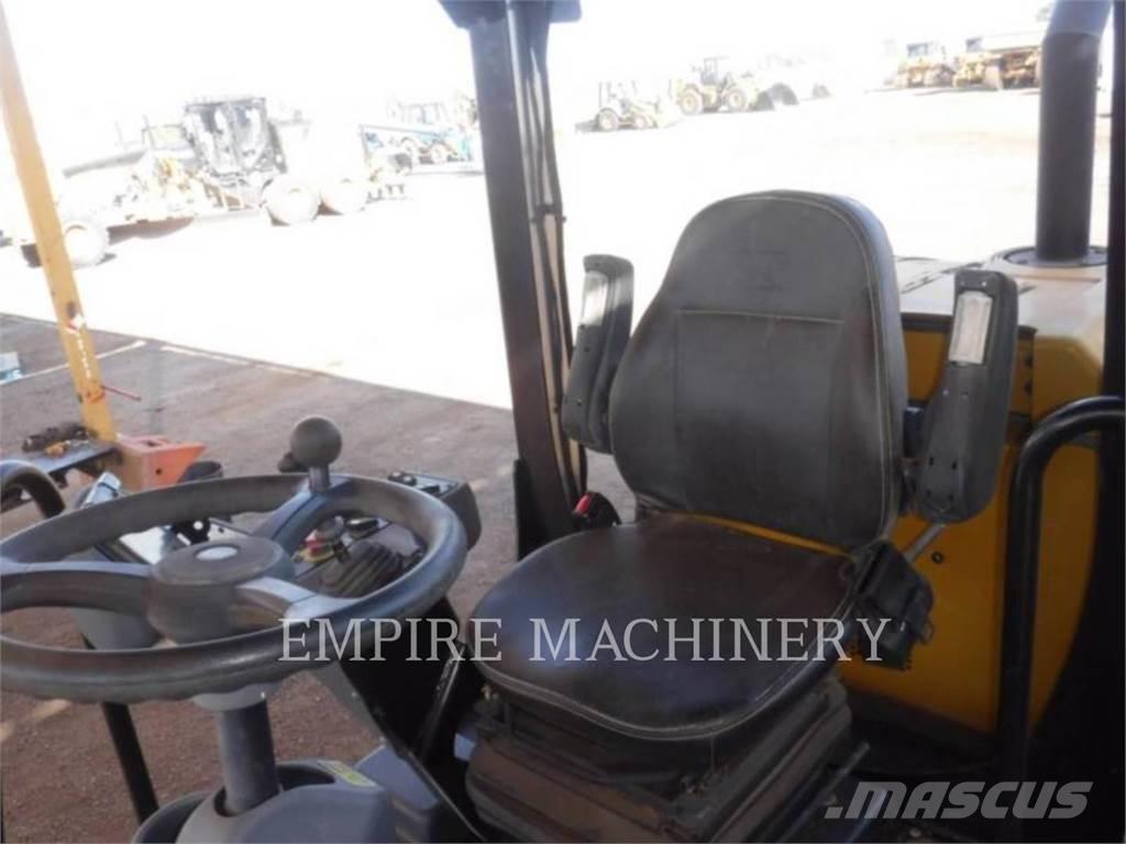 CAT CP44B Cilindros Compactadores monocilíndricos