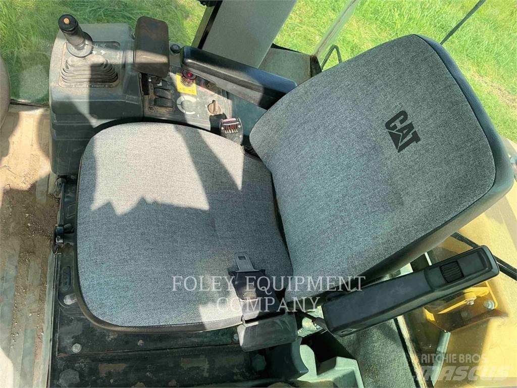 CAT CP56 Compactadores para terra