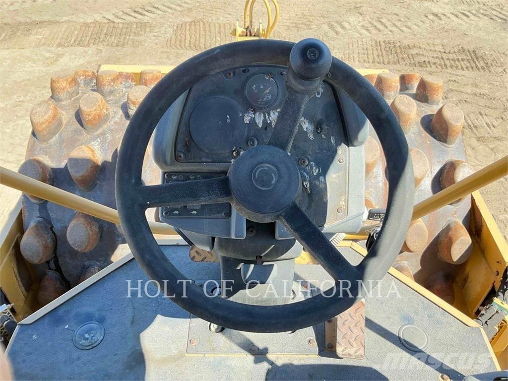 CAT CP56 Cilindros Compactadores monocilíndricos