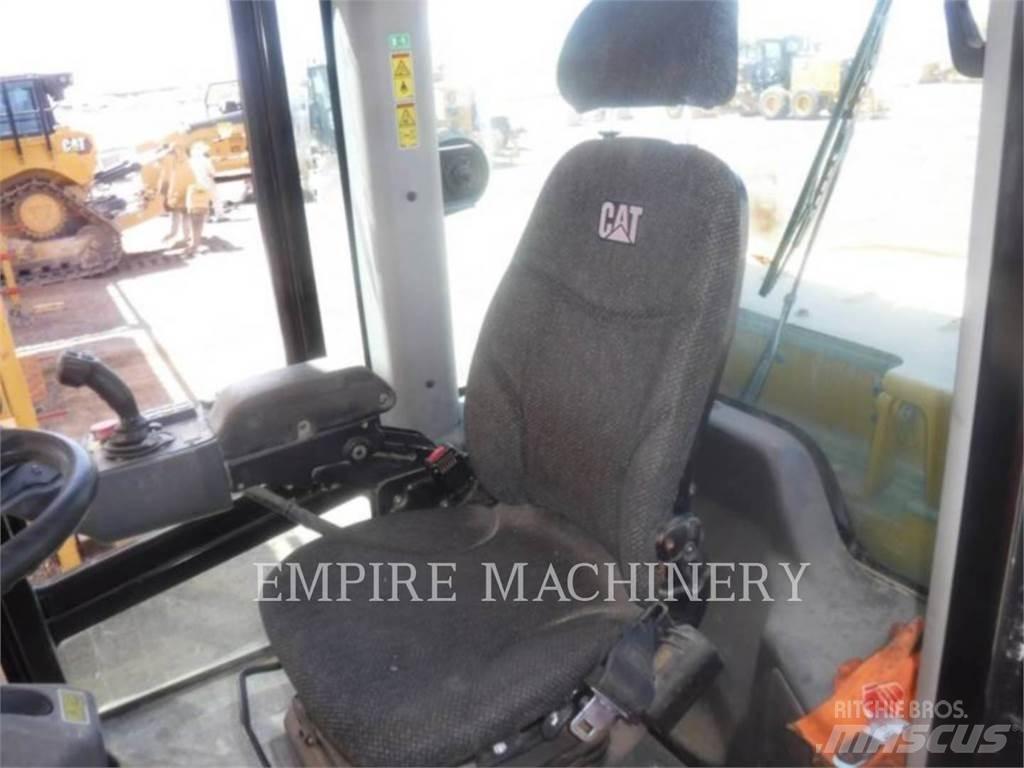 CAT CP56B Cilindros Compactadores monocilíndricos