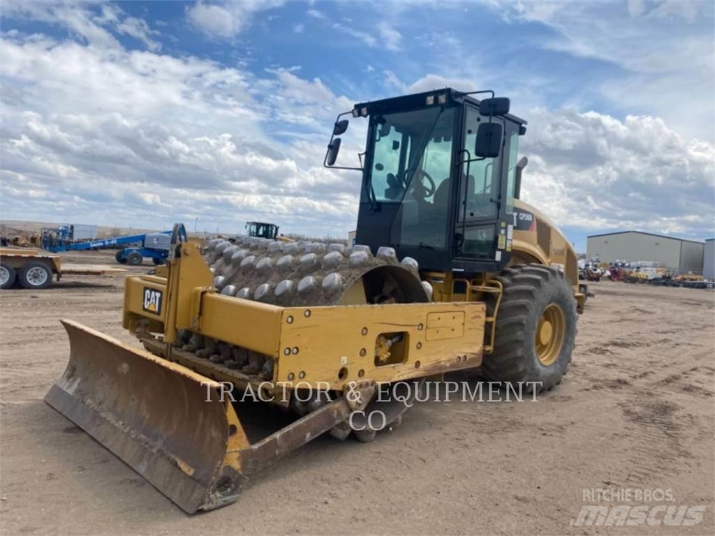 CAT CP56B Pavimentadoras de asfalto