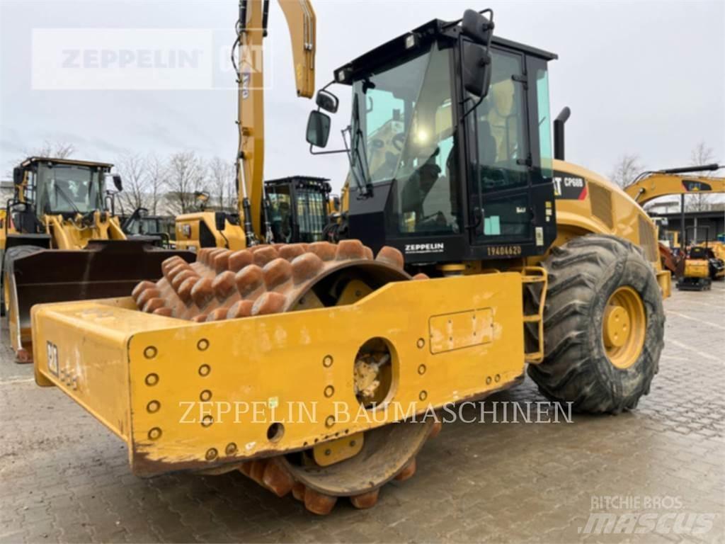 CAT CP68B Compactadores para terra