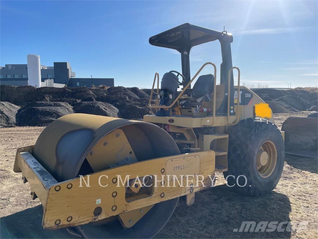 CAT CS54 Pavimentadoras de asfalto