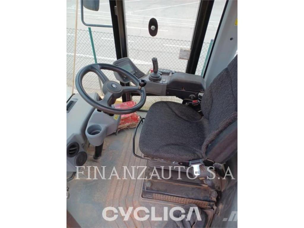 CAT CS74B Cilindros Compactadores monocilíndricos