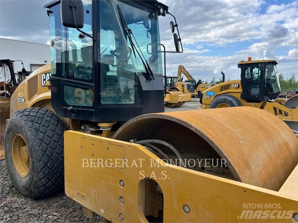 CAT CS74B 4F Compactadores para terra