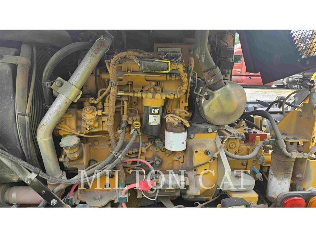 CAT CW14 Cilindros Compactadores de pneus