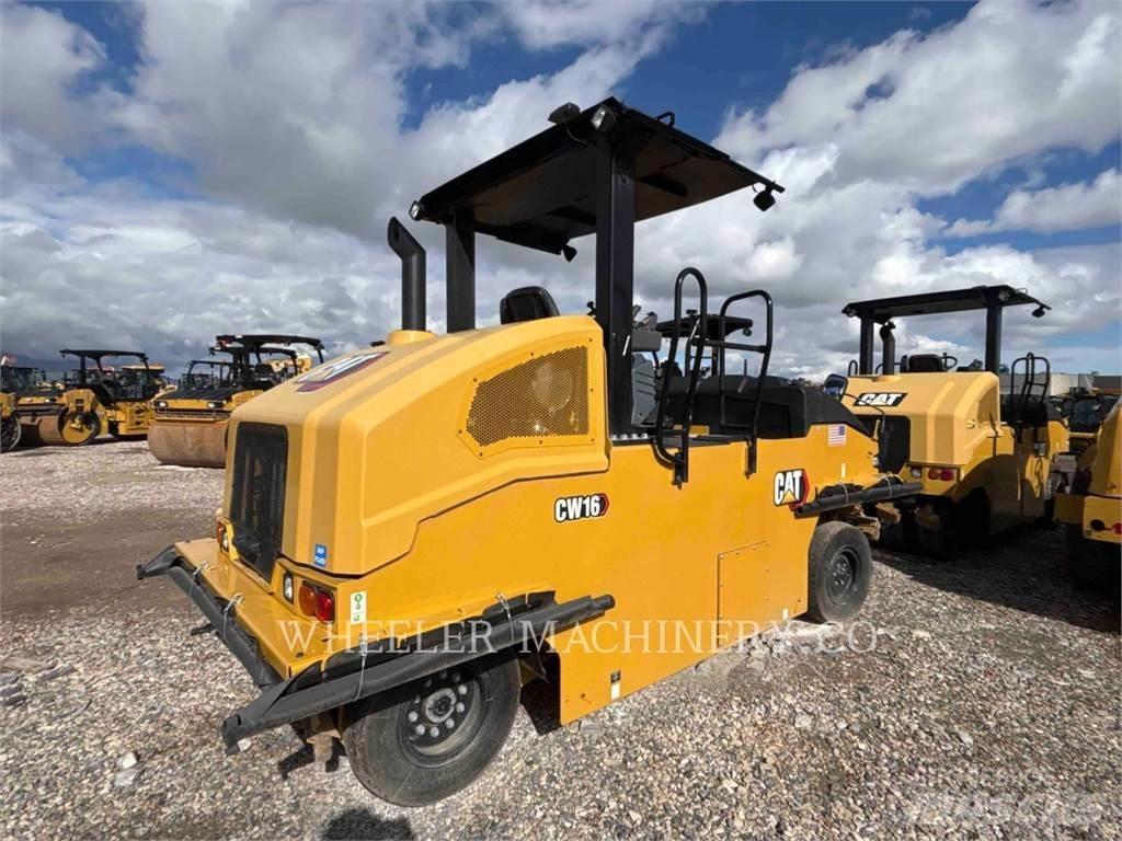 CAT CW16 Cilindros Compactadores de pneus