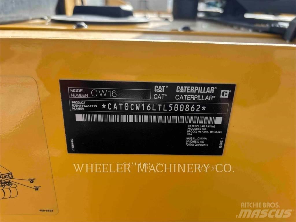 CAT CW16 Cilindros Compactadores de pneus