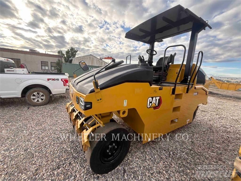 CAT CW16 Cilindros Compactadores de pneus