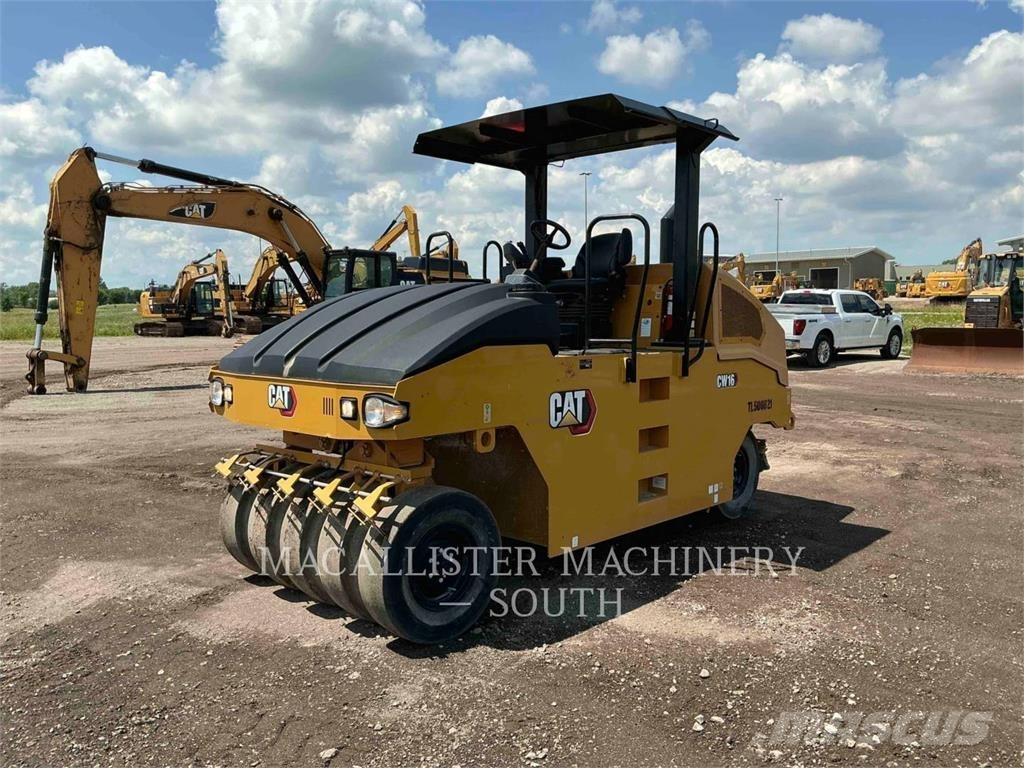 CAT CW16 Cilindros Compactadores de pneus