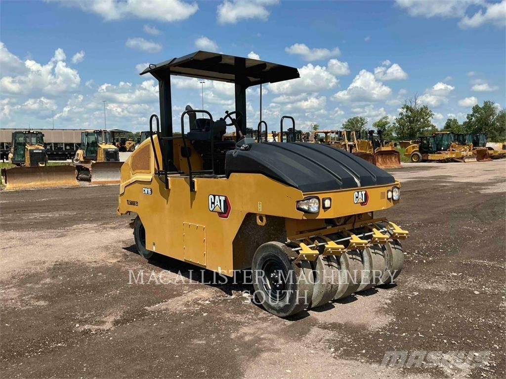 CAT CW16 Cilindros Compactadores de pneus