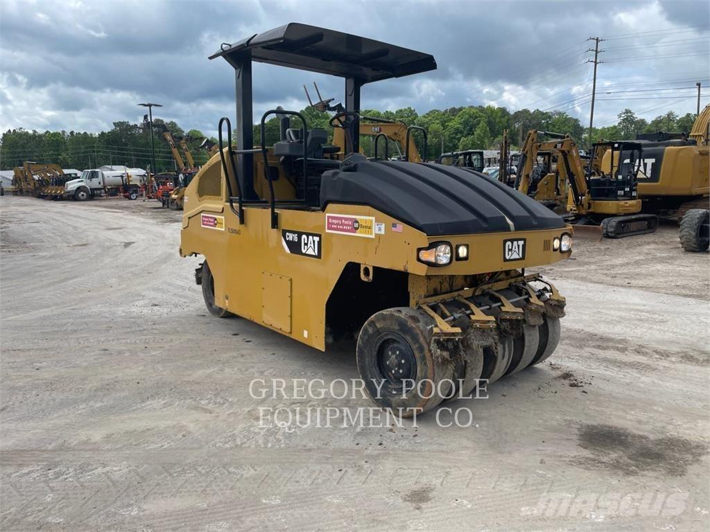 CAT CW16 Cilindros Compactadores de pneus