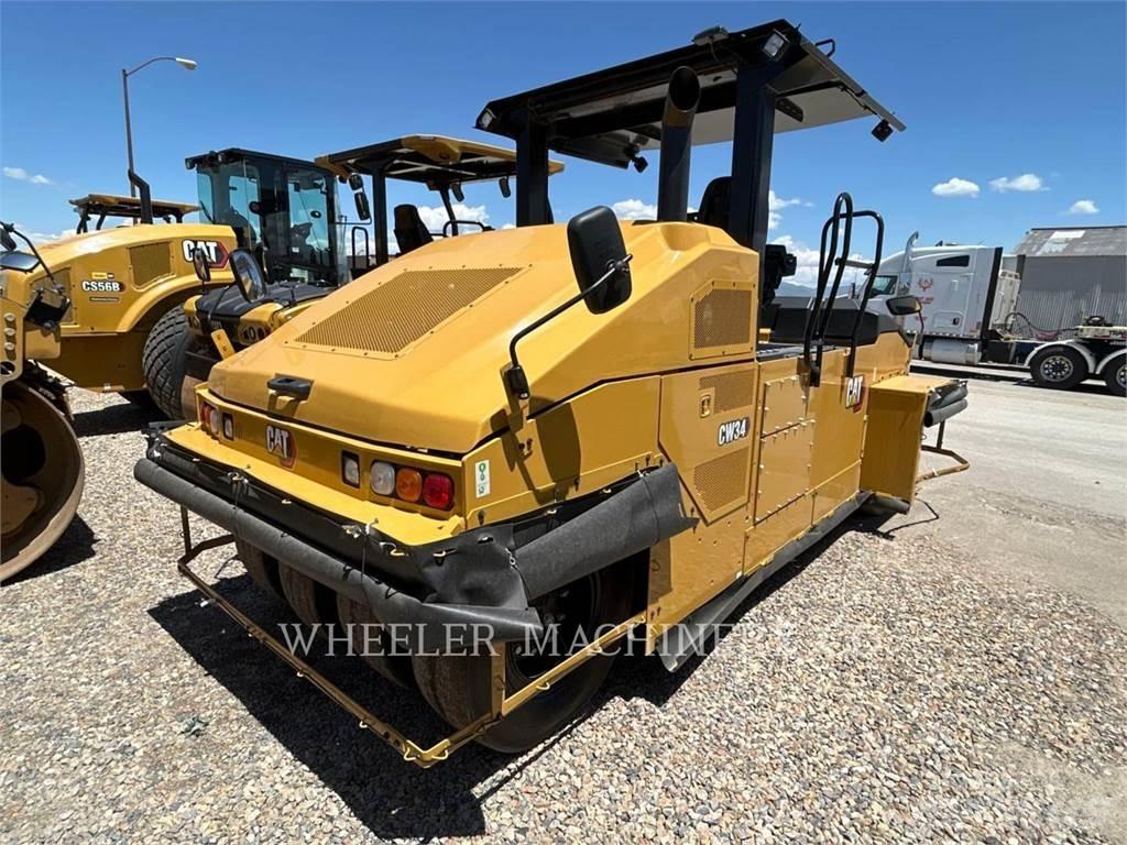 CAT CW34 Cilindros Compactadores de pneus