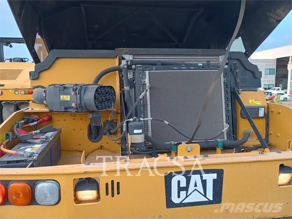 CAT CW34LRC Cilindros Compactadores de pneus