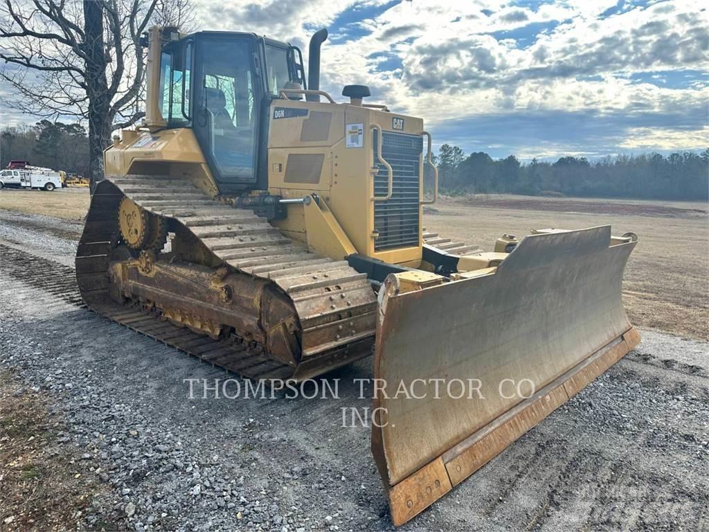 CAT D 6 N LGP Dozers - Tratores rastos