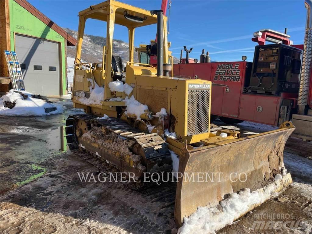 CAT D1 Dozers - Tratores rastos