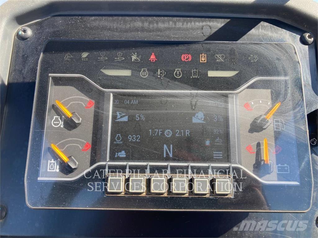 CAT D1-12LGP Dozers - Tratores rastos