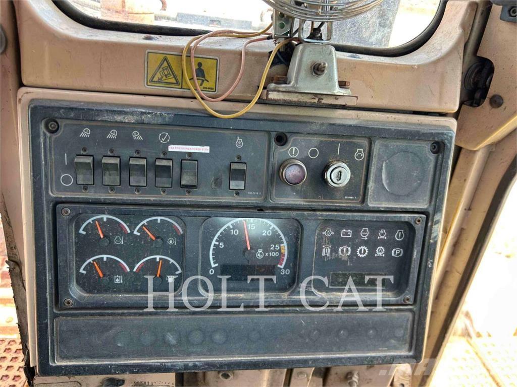 CAT D10R Dozers - Tratores rastos
