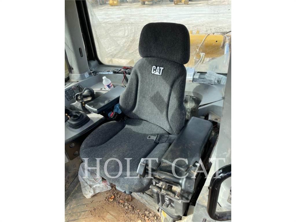 CAT D10T SS Dozers - Tratores rastos