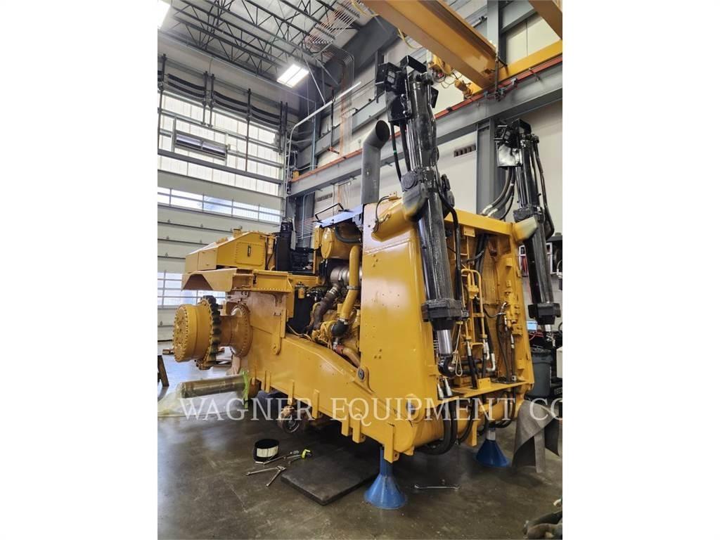 CAT D11T Dozers - Tratores rastos