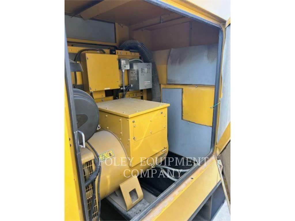 CAT D150-8 Geradores Diesel