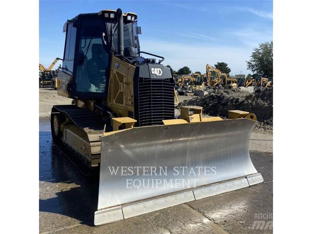 CAT D2 Dozers - Tratores rastos