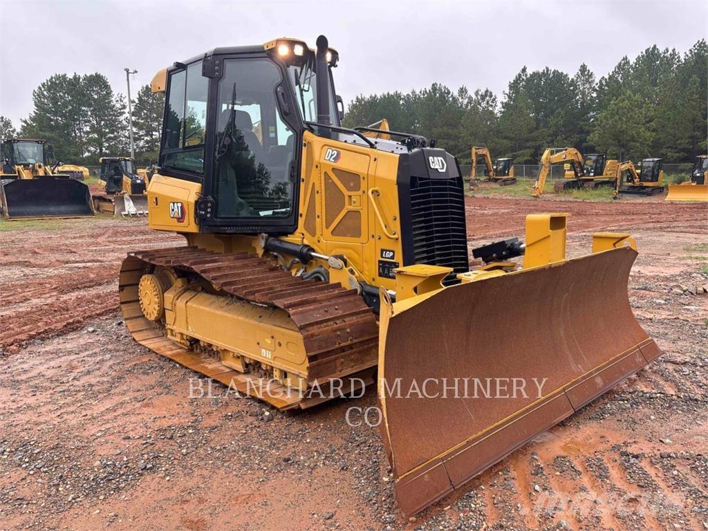 CAT D2 LGP Dozers - Tratores rastos
