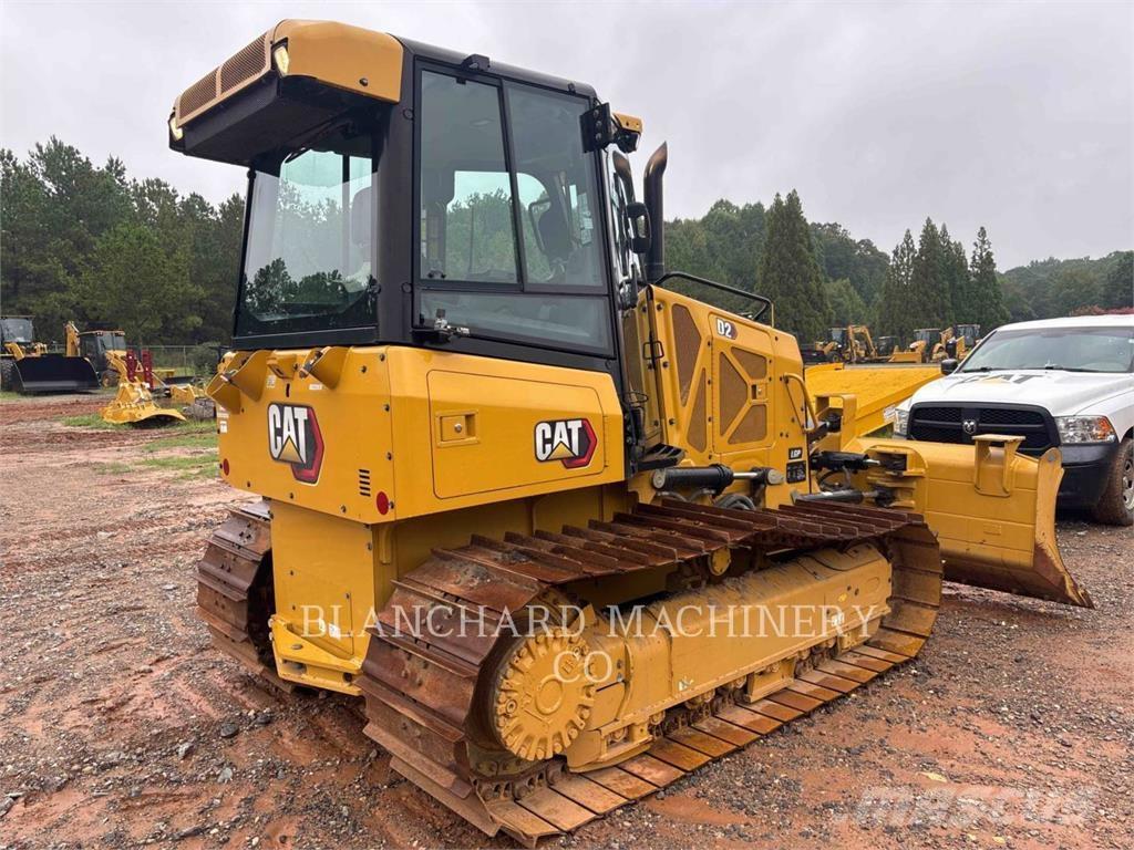 CAT D2 LGP Dozers - Tratores rastos