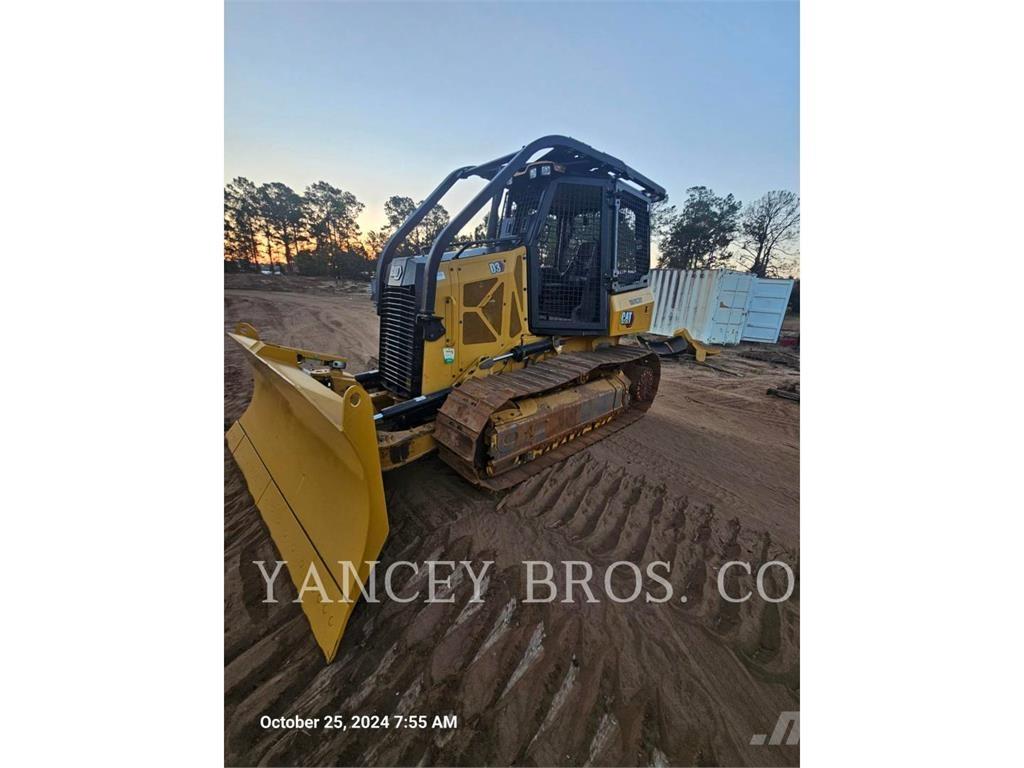 CAT D3 Dozers - Tratores rastos