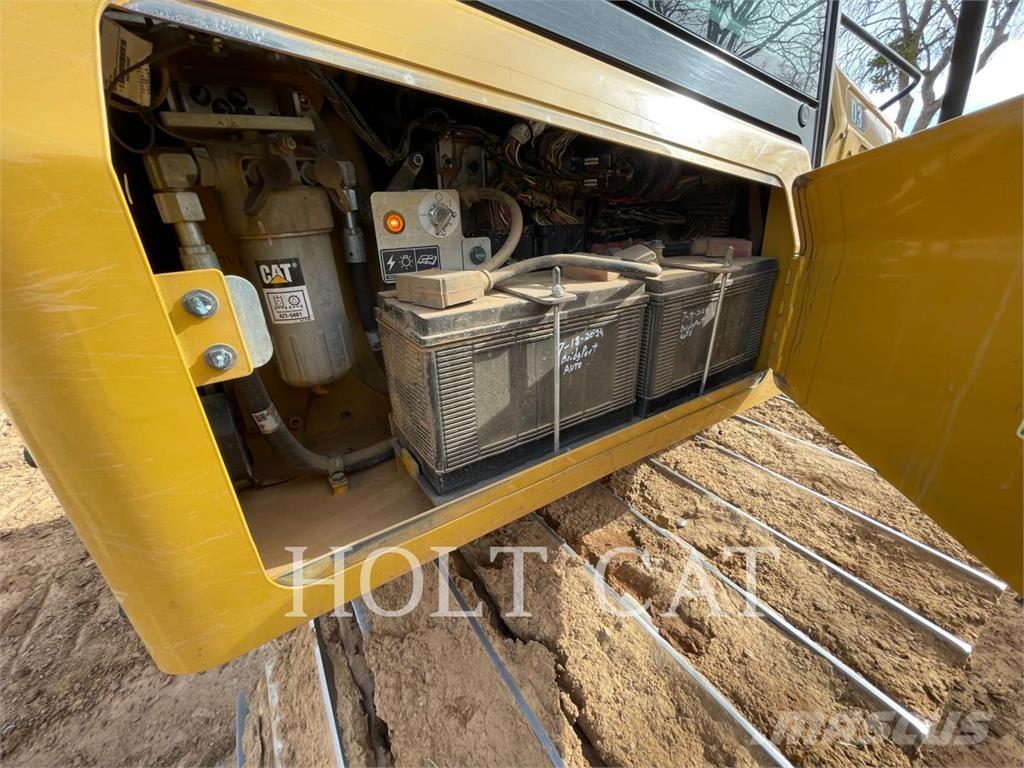 CAT D3-12LGP Dozers - Tratores rastos