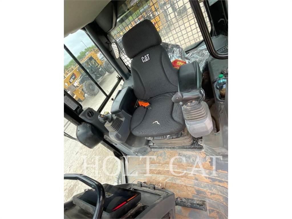CAT D3 CAB3 Dozers - Tratores rastos