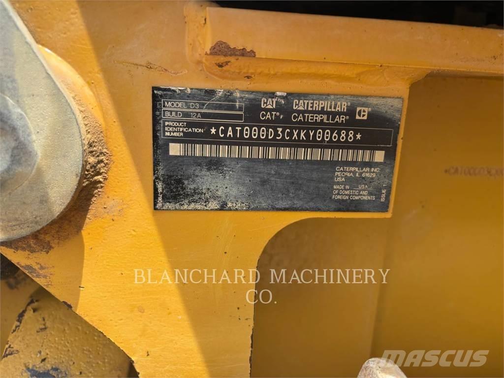 CAT D3 LGP Dozers - Tratores rastos