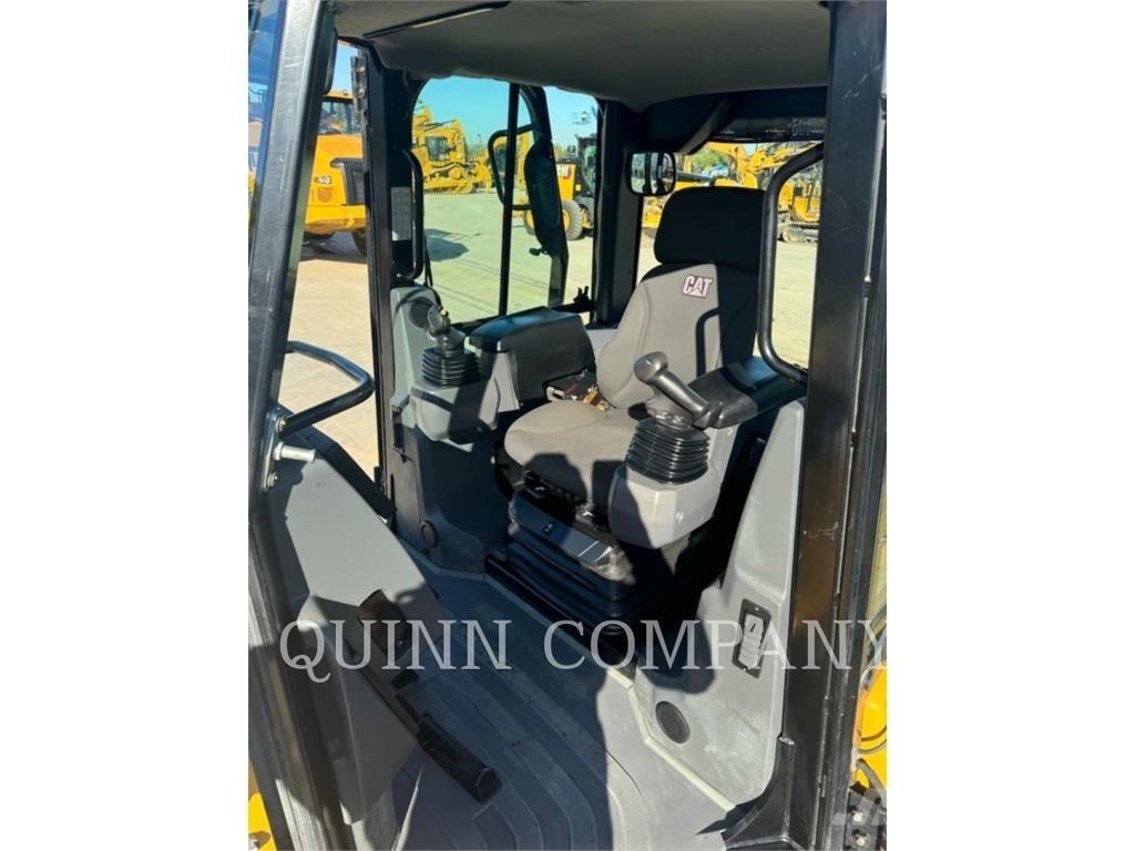 CAT D3 LGP Dozers - Tratores rastos