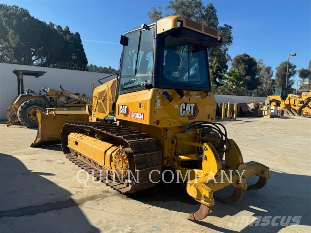 CAT D3 LGP Dozers - Tratores rastos