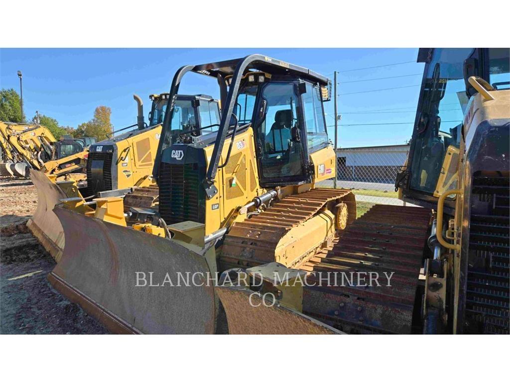 CAT D3 LGP Dozers - Tratores rastos