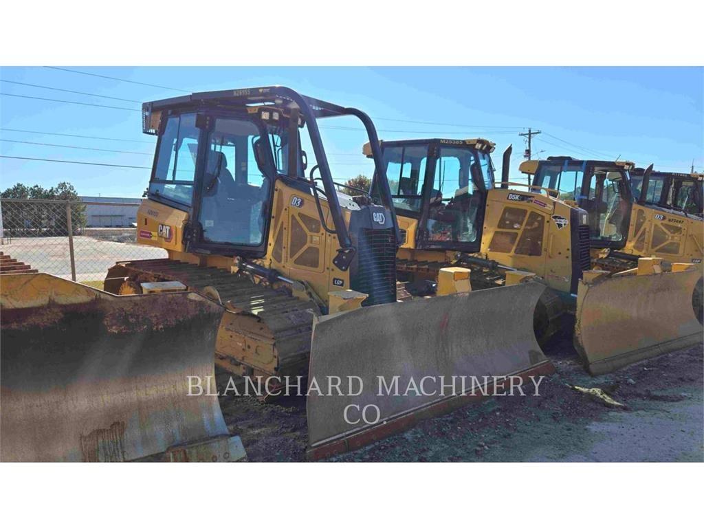 CAT D3 LGP Dozers - Tratores rastos