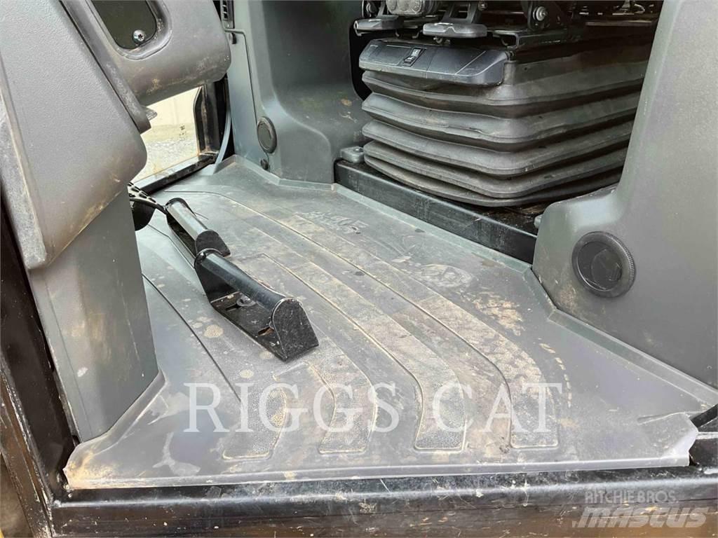 CAT D3 LGP AAG Dozers - Tratores rastos
