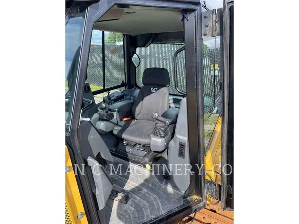 CAT D3 LGPCB Dozers - Tratores rastos