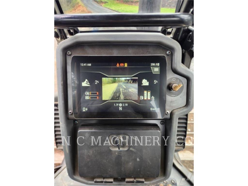 CAT D3 LGPCB Dozers - Tratores rastos